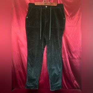 Judy Blue Women’s Dark Green Corduroy Jogger Pants